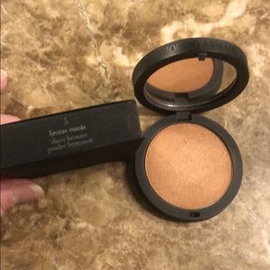 Giorgio Armani sheer bronzer